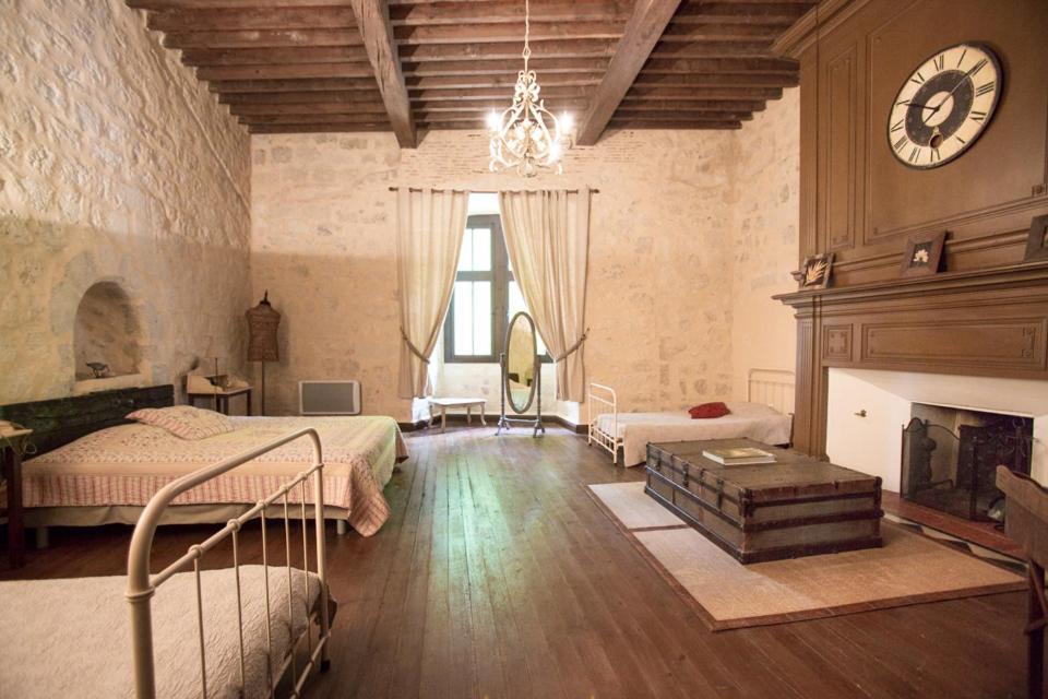 Chateau De Pleneselve Bon-Encontre المظهر الخارجي الصورة